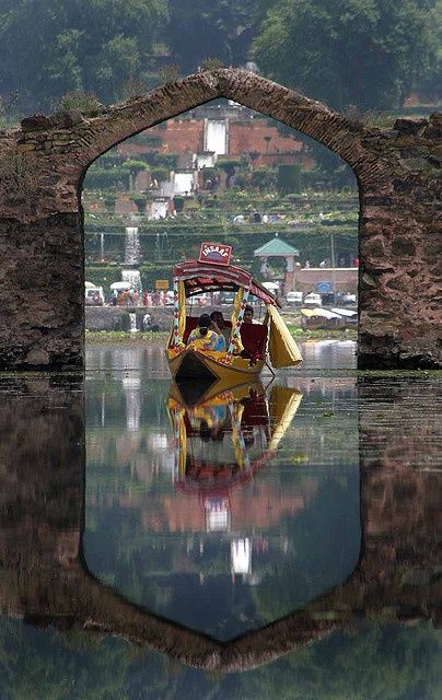 6 Nights & 7 Days Srinagar Package